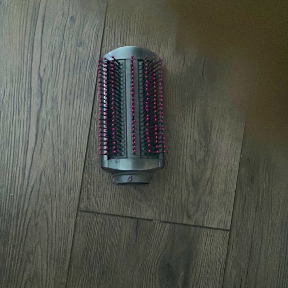 Dyson Airwrap soft bristle attachment.